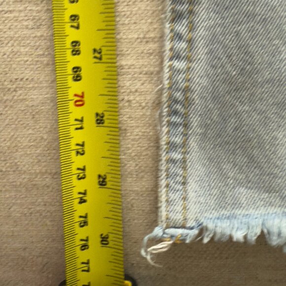 Avec Les Filles Light Wash Distressed Split Seam Jeans | Anthropologie | Size 29 - Picture 10 of 13